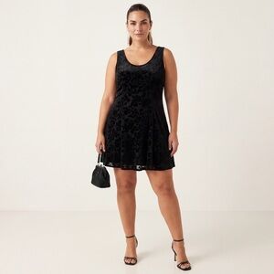 Boulevard De Paris Black Burnout Velvet Floral 
Cocktail Party Mini Dress LBD
